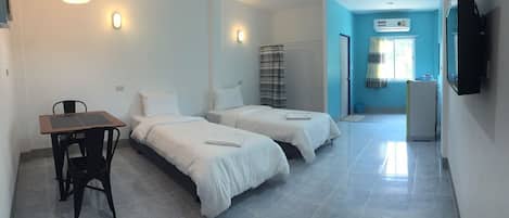 Standard tvÄbÀddsrum | Skrivbord och gratis wi-fi