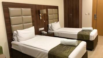 In-room safe, desk, soundproofing, free WiFi