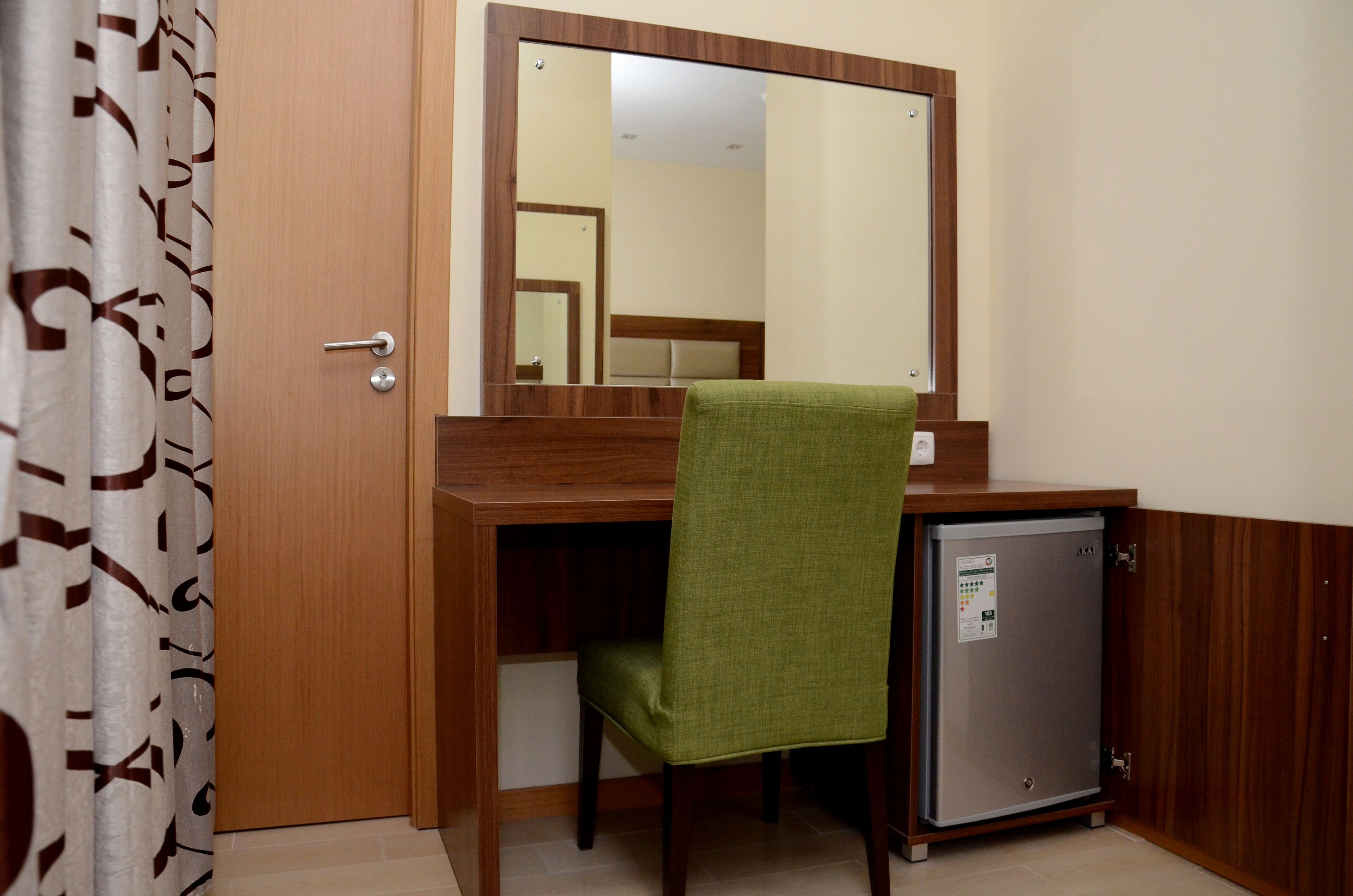 family room | room amenity