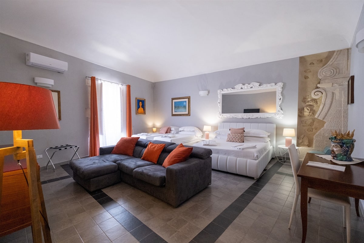 Junior suite | 1 slaapkamer, een minibar, een kluis op de kamer