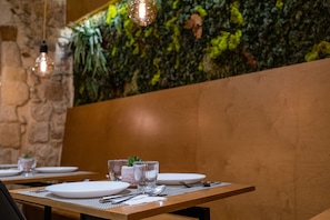 Free continental breakfast - Palazzo Gilistro (Syracuse)