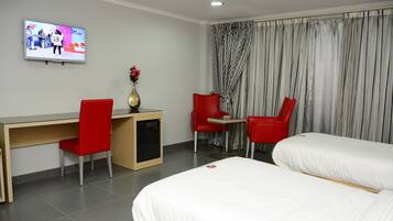 1 bedroom, minibar, in-room safe, desk
