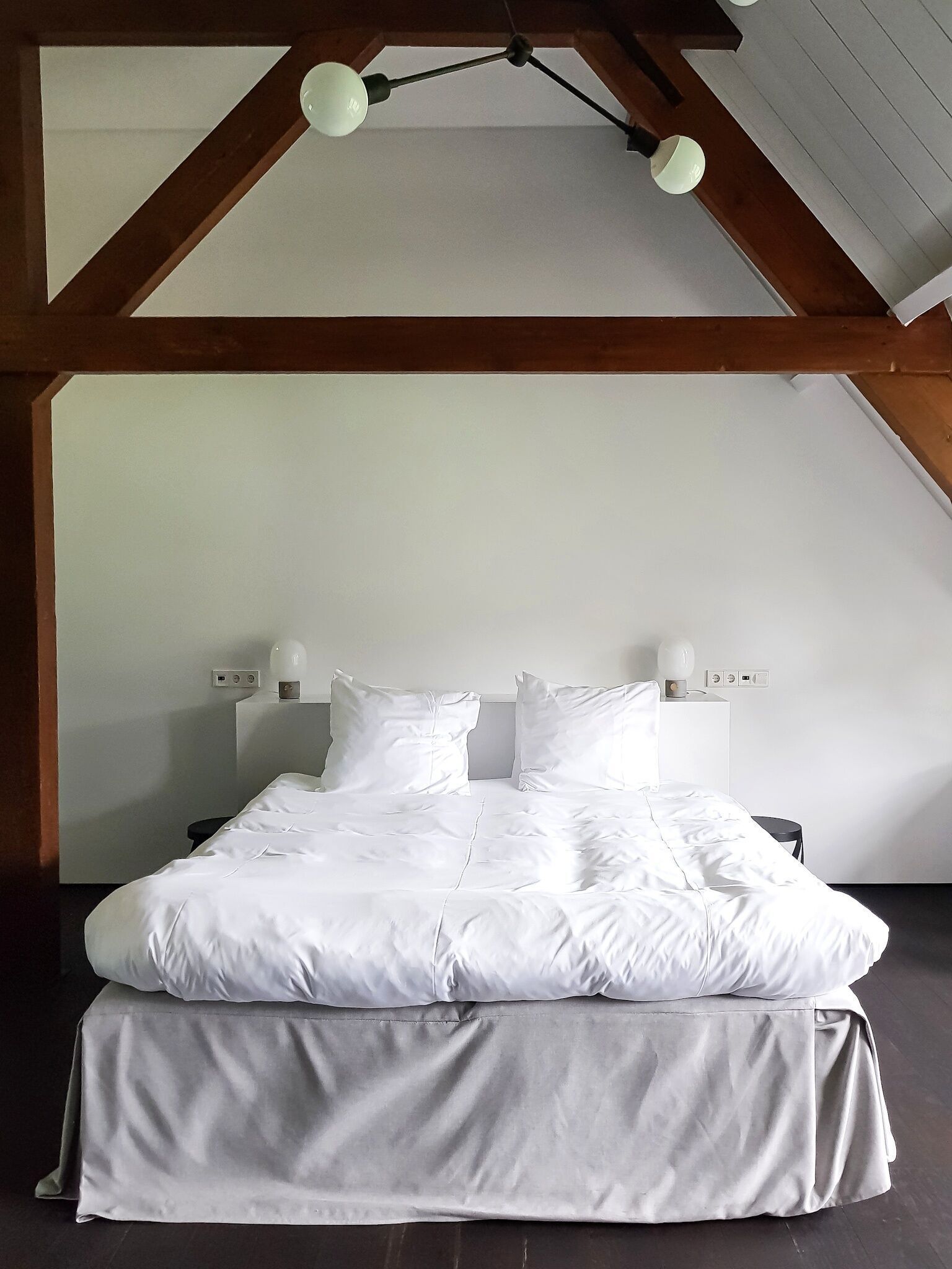 Frette Italian sheets, premium bedding, down duvets, free minibar