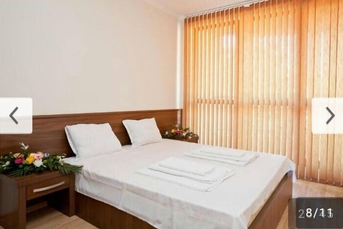 1 bedroom, soundproofing