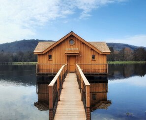 Superior Kulübe (Cabane sur l’eau avec Spa) | Çarşaf takımı 