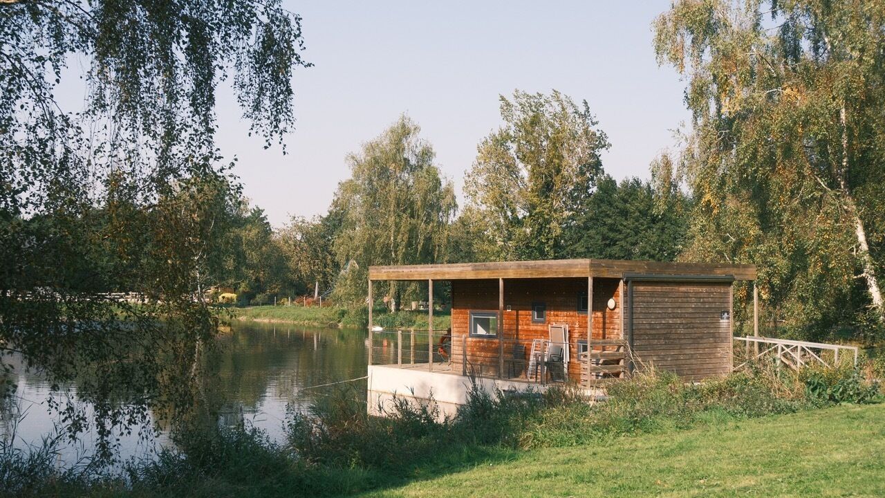 บ้านเคลื่อนที่ (Maison sur L'eau) | ผ้าปูที่นอน