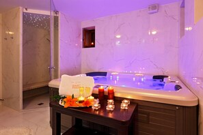 Turkish bath/hammam - Archontiko Chioti (South Kynouria)