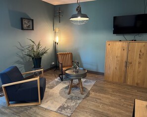 Minibar, desk, blackout curtains, iron/ironing board - In de Hei (Mariahout)