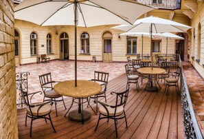 Balcony - Sous44 (Budapest)