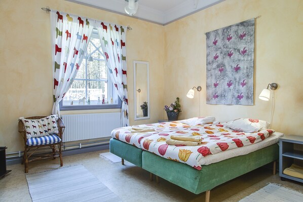 Twin Room, Private Bathroom