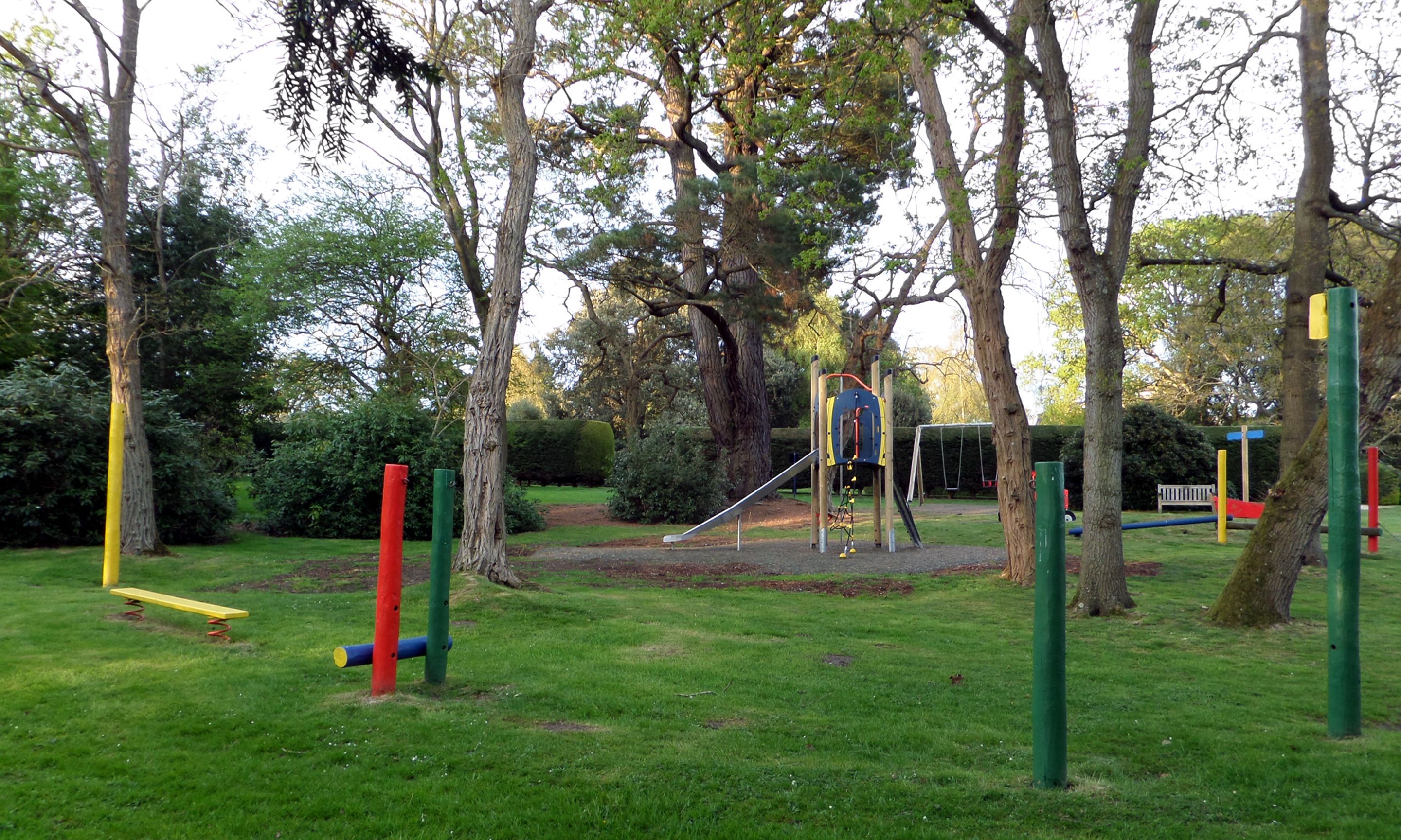 children’s play area – outdoor