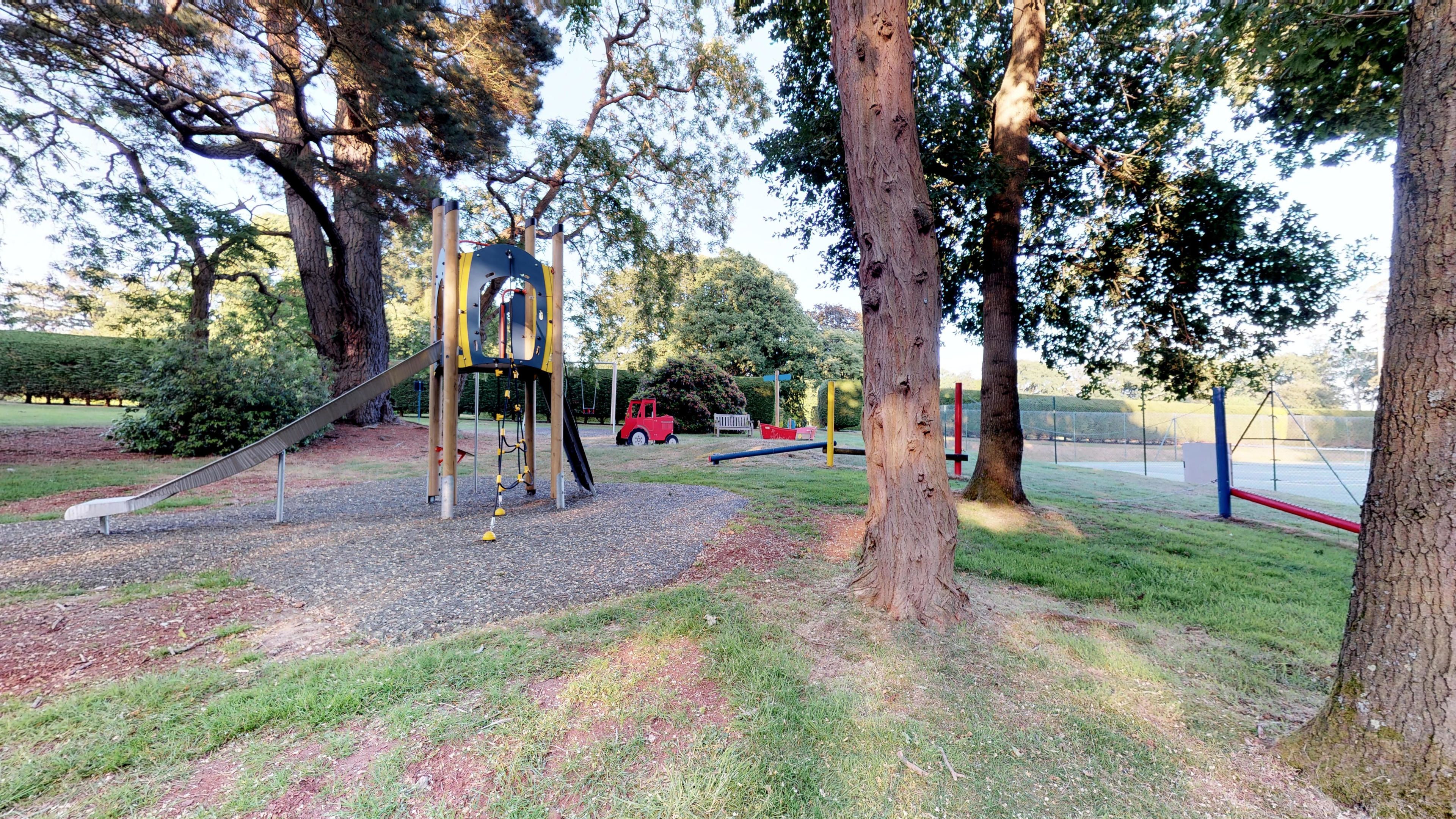 children’s play area – outdoor