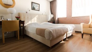 Standard Double Room - Hotel Restaurant Waddinxveen (Waddinxveen)