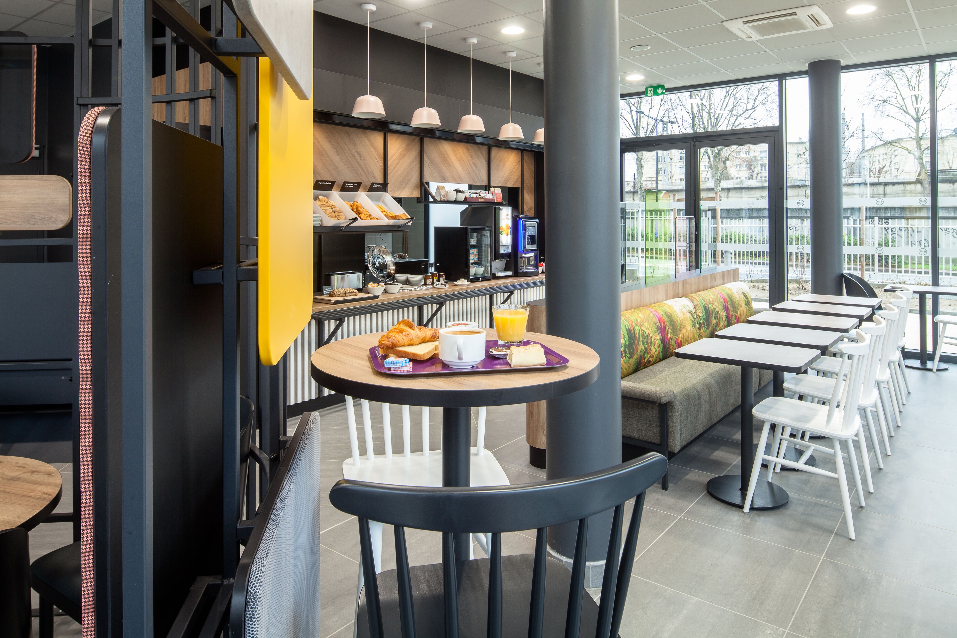 Foto - B&B HOTEL NANTERRE Rueil-Malmaison