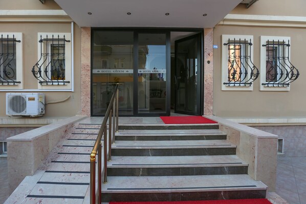 Property entrance - Gizem Pansiyon (Çanakkale)