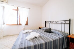 Premium bedding, down comforters, iron/ironing board, free WiFi - Agriturismo la Fragolaia (Grosseto)