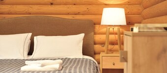 Xenios Chalets