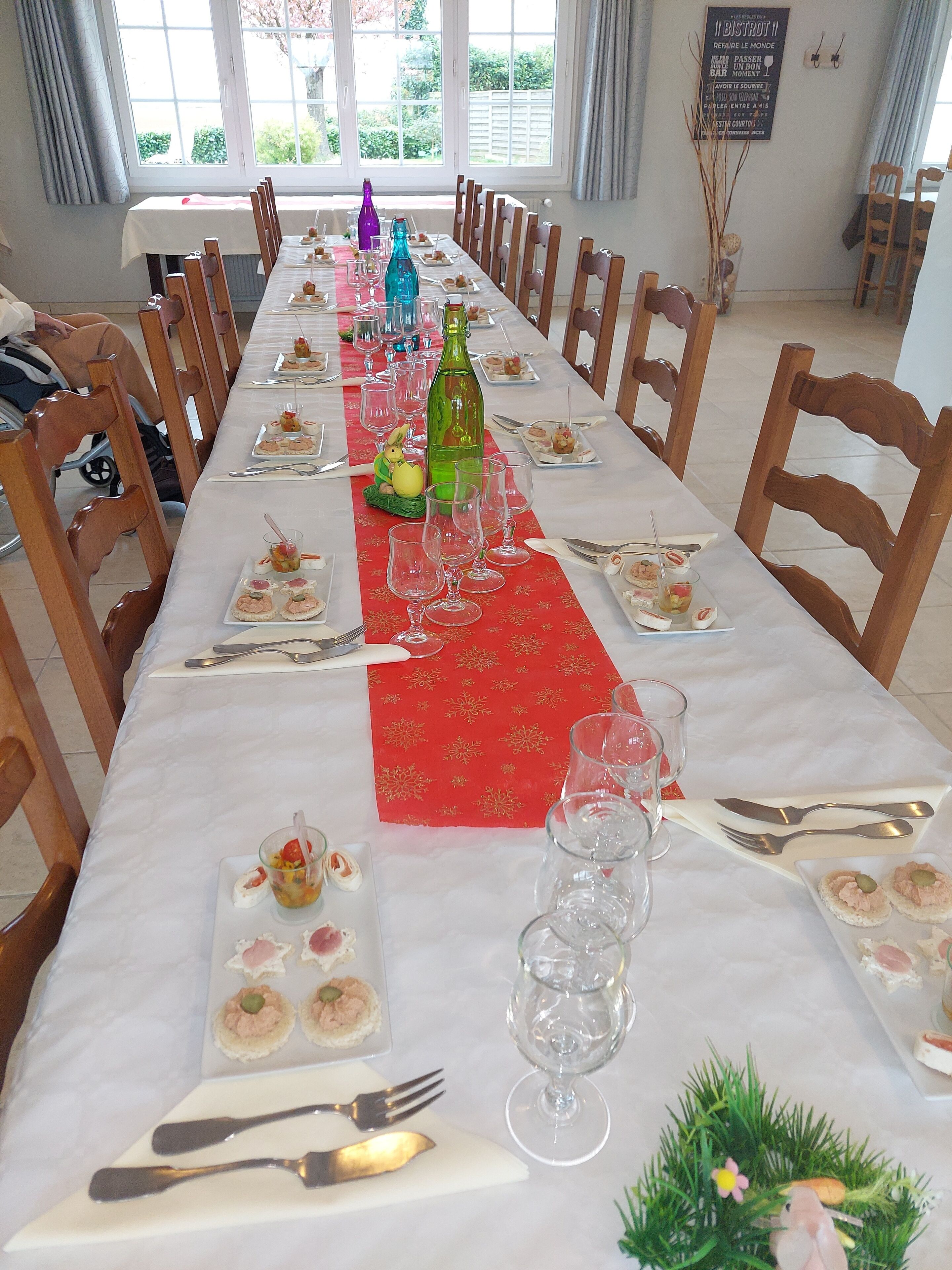 lunch and dinner served, regional cuisine