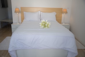 1 bedroom, iron/ironing board, free WiFi, bed sheets - Azores Horta Apartments (Horta)