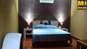 Familierom, 1 kingsize-seng | Skrivebord, barnesenger, wi-fi (inkludert) og sengetøy