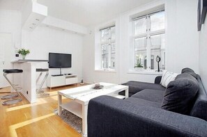 Basic Apartment, 2 Bedrooms, City View