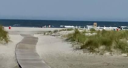 Beach Colony Motel