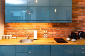 Premium Διαμέρισμα (3) | Ιδιωτική μικρή κουζίνα | Ψυγείο, μαγειρικές εστίες, πλυντήριο πιάτων