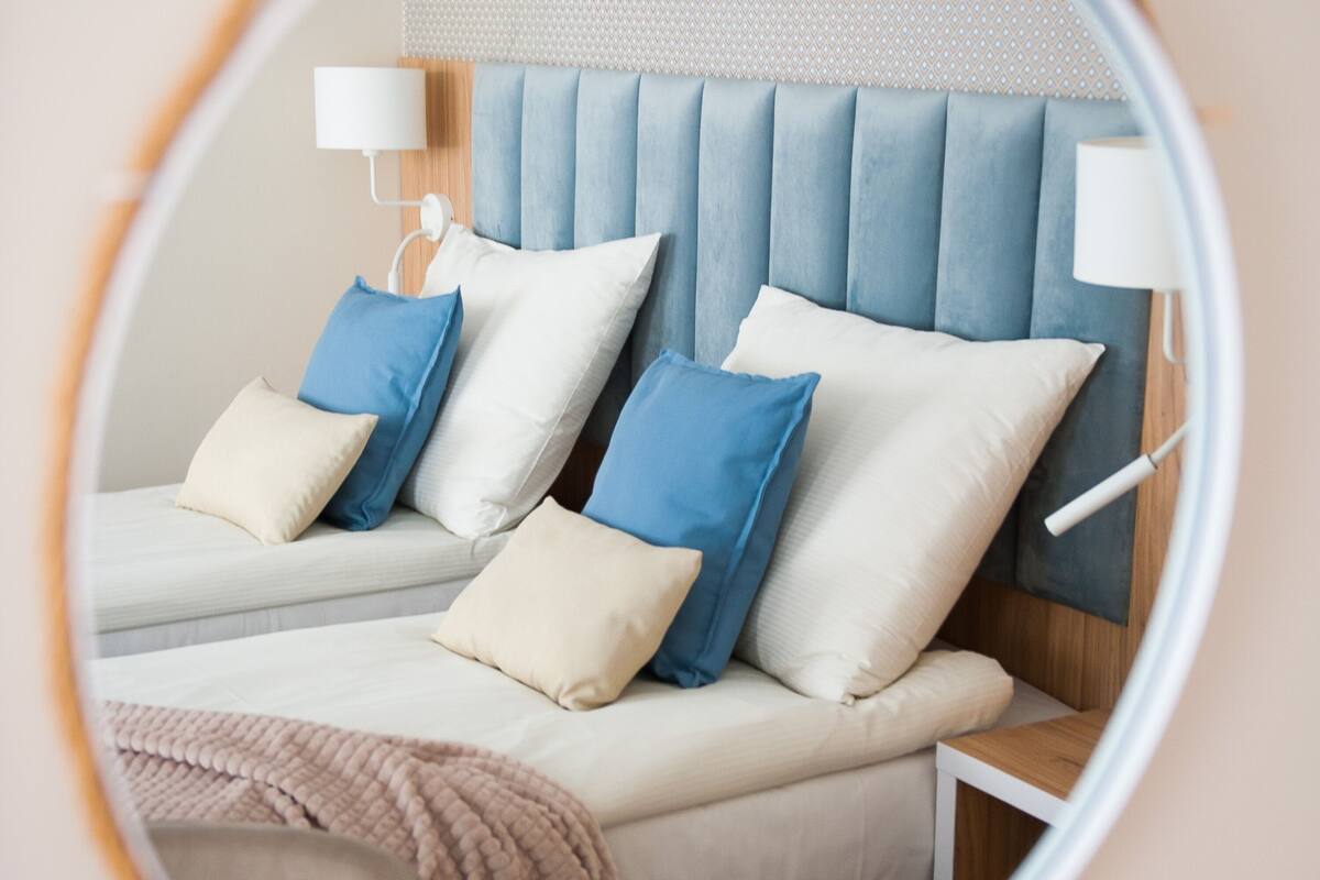 junior suite | 1 bedroom, hypo-allergenic bedding, desk, laptop workspace