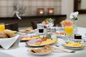 Free daily local cuisine breakfast