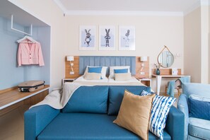 Deluxe tweepersoonskamer | Hypoallergeen beddengoed, een bureau, een laptopwerkplek