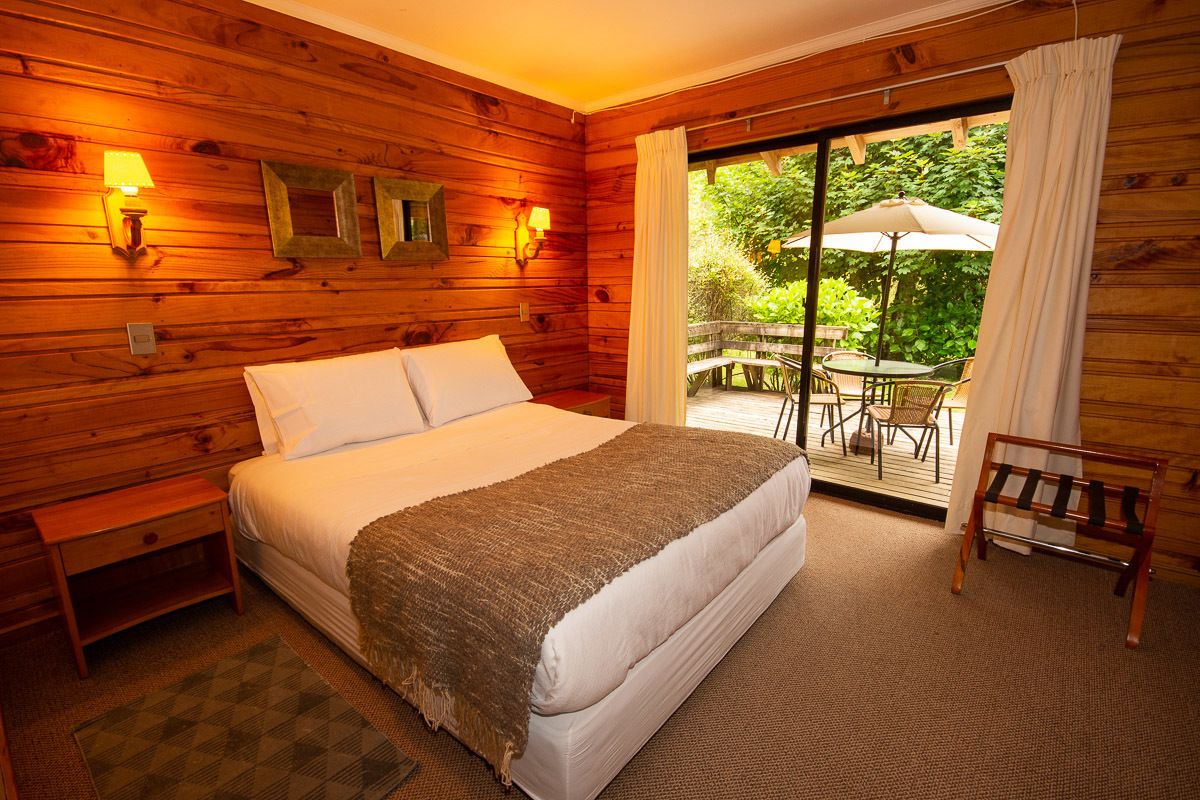 Cottage, 3 Bedrooms, 2 Bathrooms | Premium bedding, down comforters, memory foam beds