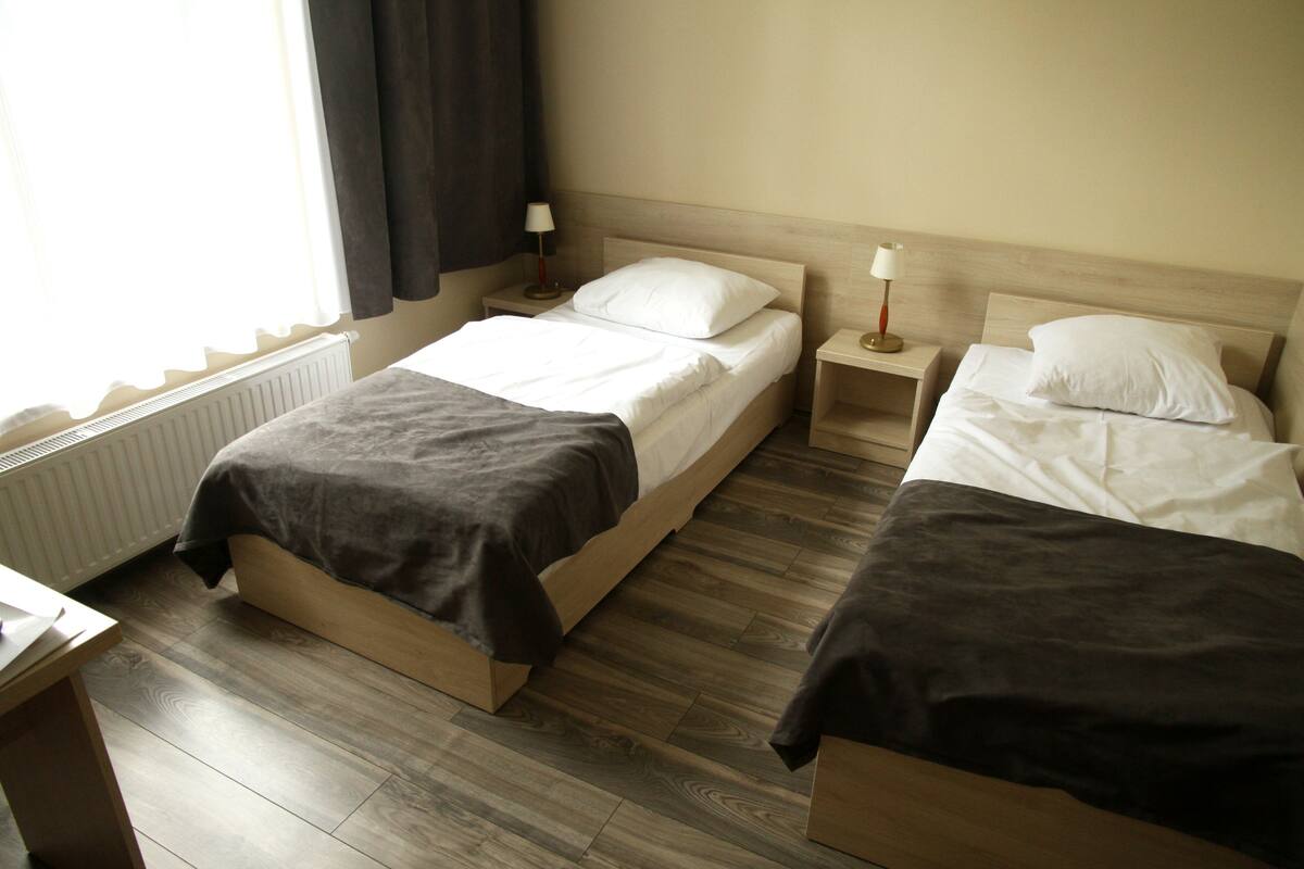 twin room | 1 bedroom, premium bedding, desk, soundproofing