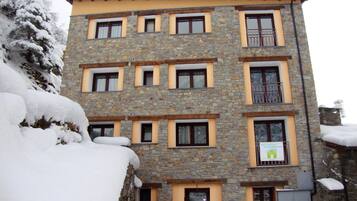 Bagian depan properti