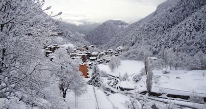 Apartamentos Arinsal 3000