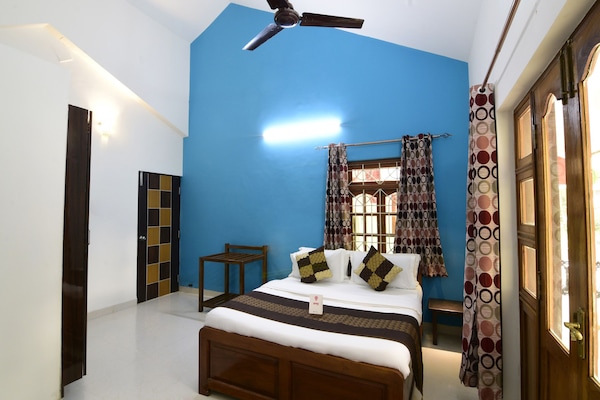 Double or Twin Room | Desk, free WiFi