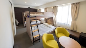 Room - Hotel Shin Osaka (Osaka)