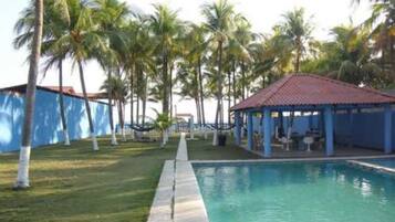 Alberca al aire libre