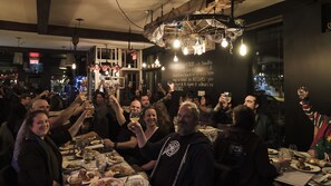 Lunch and dinner served - Auberge Sutton Brouerie (Sutton)