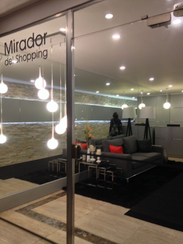 Lobby - Apartamento Punta Carretas (Montevideo)