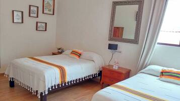 Chambre Double | Wi-Fi gratuit, draps fournis