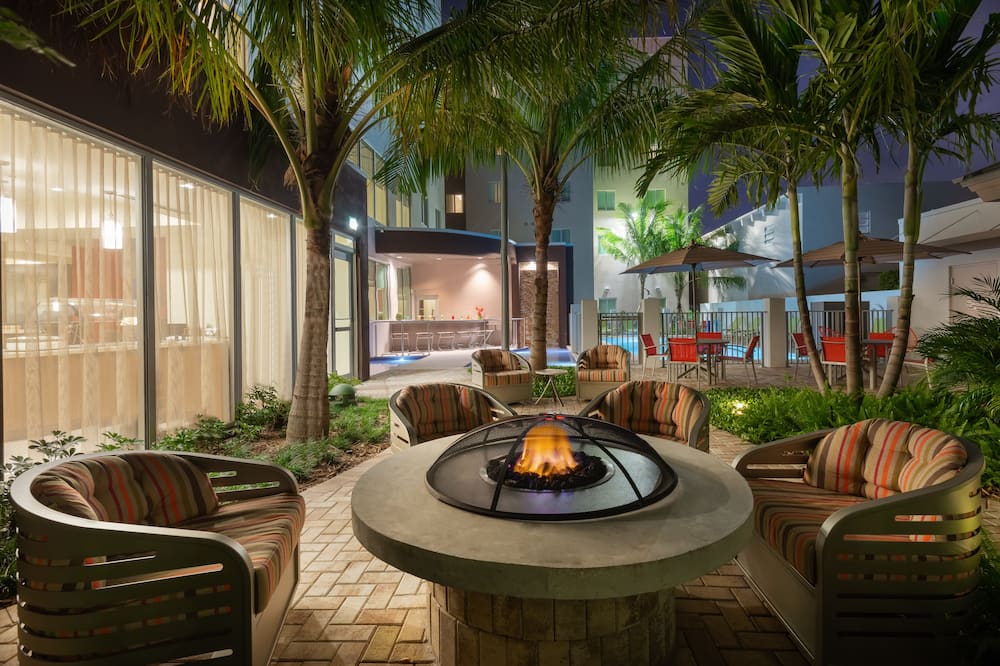 Staybridge Suites Miami International Airport by IHG