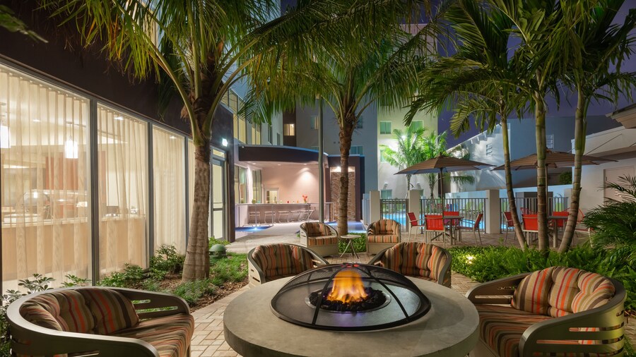 Staybridge Suites Miami International Airport by IHG