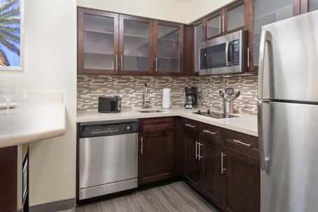 Staybridge Suites Miami International Airport, an IHG Hotel - Image 39
