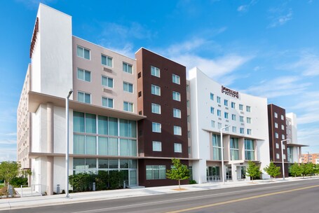 Staybridge Suites Miami International Airport, an IHG Hotel - Image 15