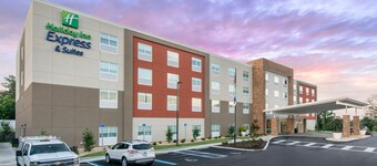 Holiday Inn Express & Suites West Melbourne by IHG