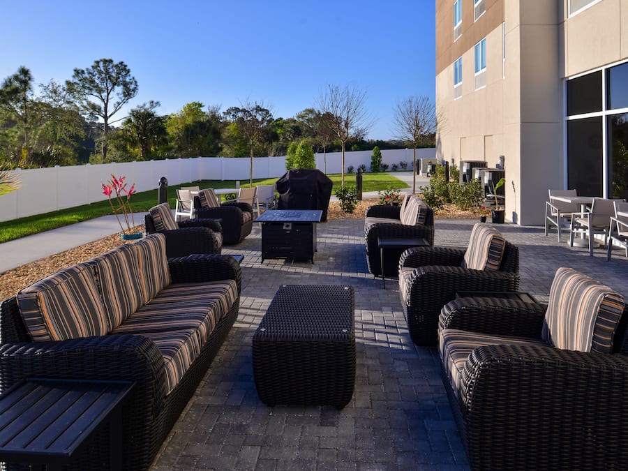 Grillaus-/piknikalue