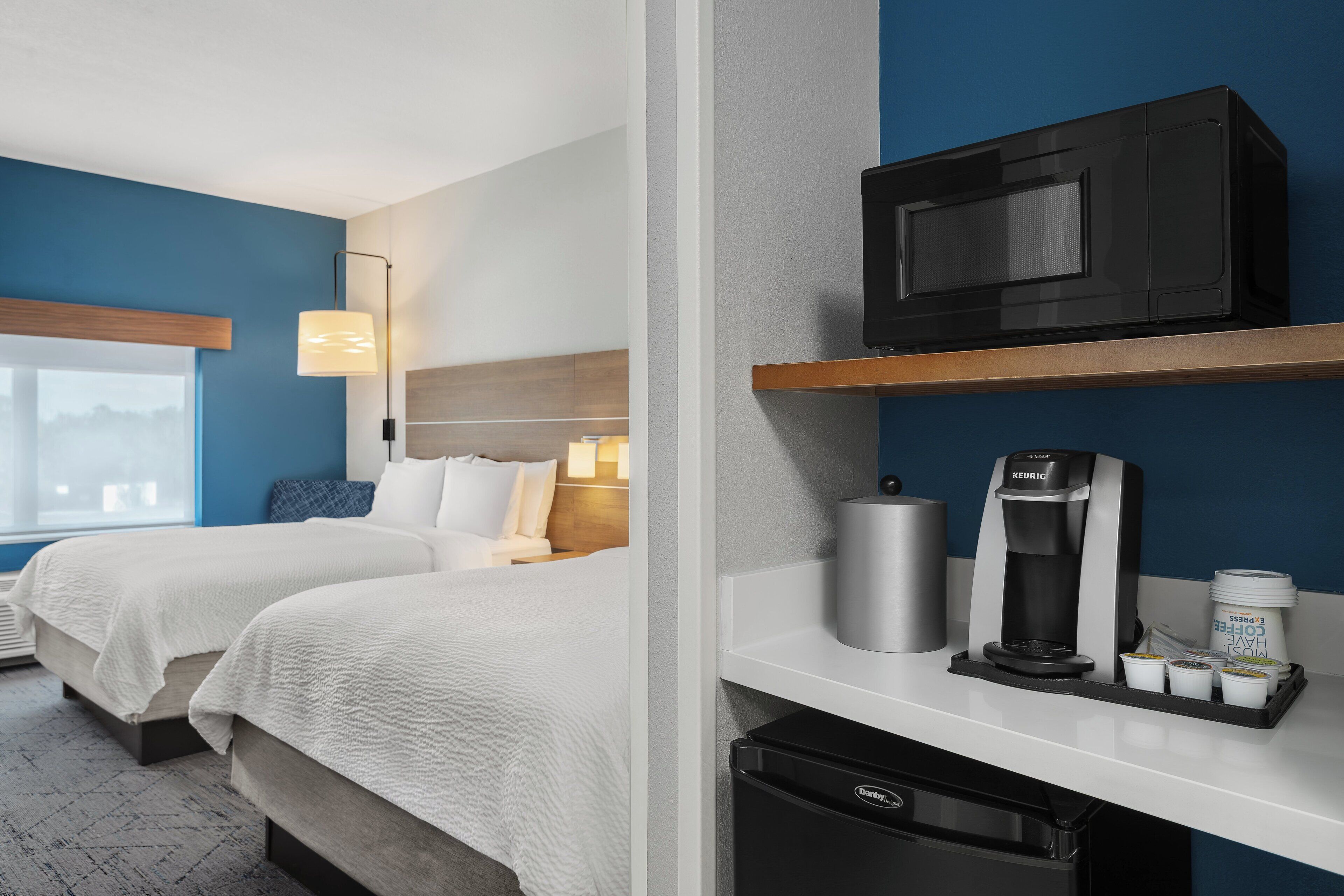 Down duvets, in-room safe, individually furnished, desk