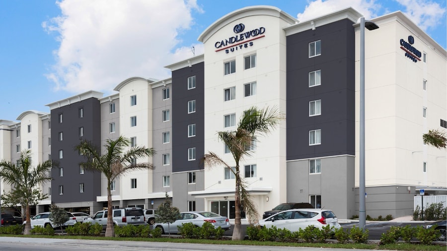 Candlewood Suites Miami Intl Airport - 36th St by IHG