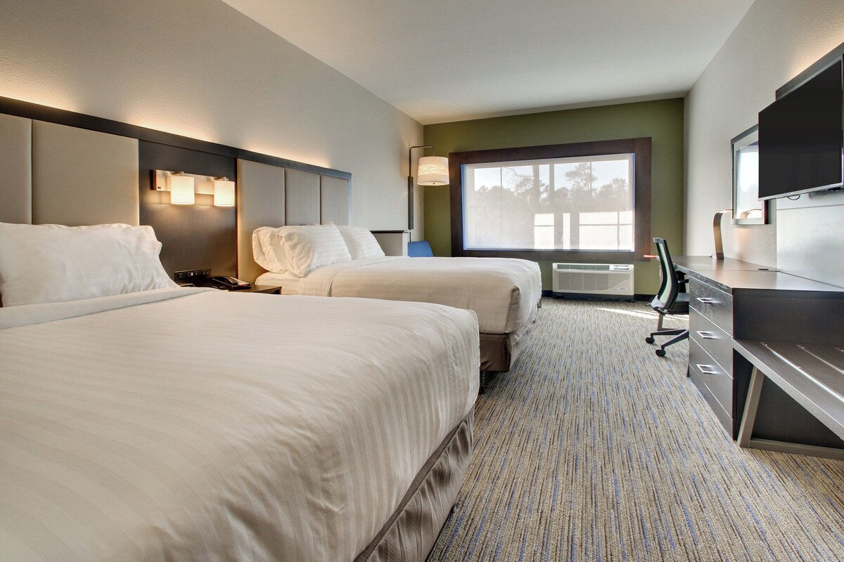 Suite, 2 Queen Beds, Accessible Bathtub (Communications Accessible) | Pillow-top beds, in-room safe, desk, laptop workspace