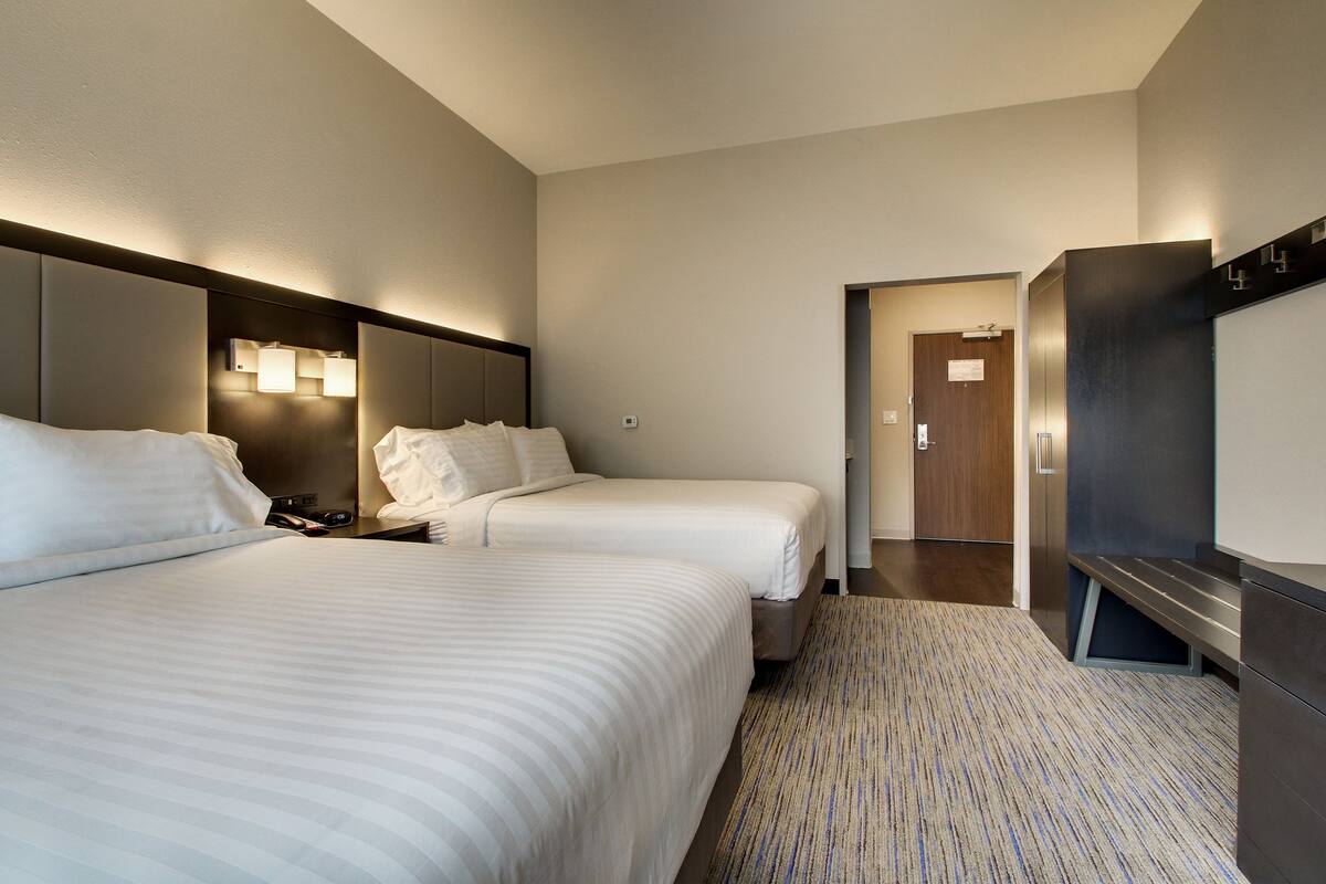 Pillow-top beds, in-room safe, desk, laptop workspace